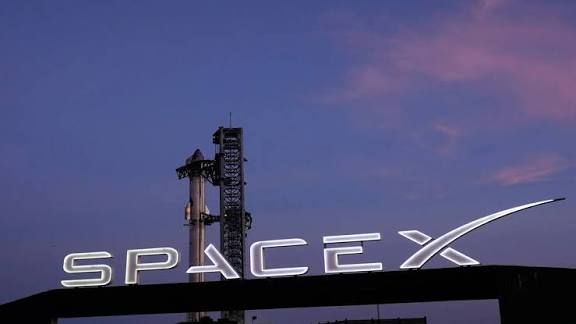 SpaceX、米宇宙軍SDA向け21機の衛星打ち上げに成功